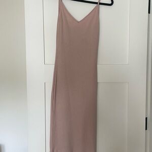 Dynamite light pink ribbed midi dress. Xs